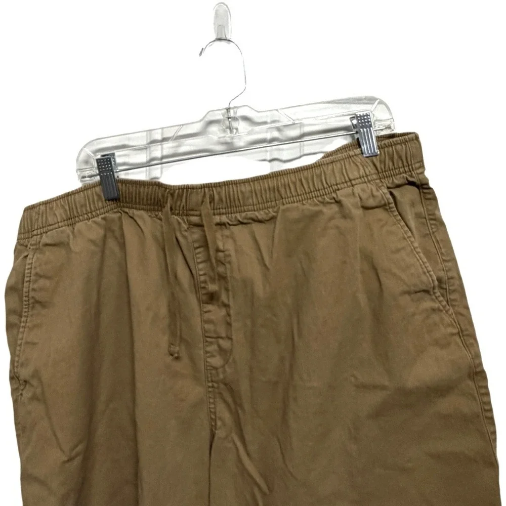 Old Navy Flex Men's Khaki Pull-On Shorts Elastic Waist Drawstring Casual Size XL